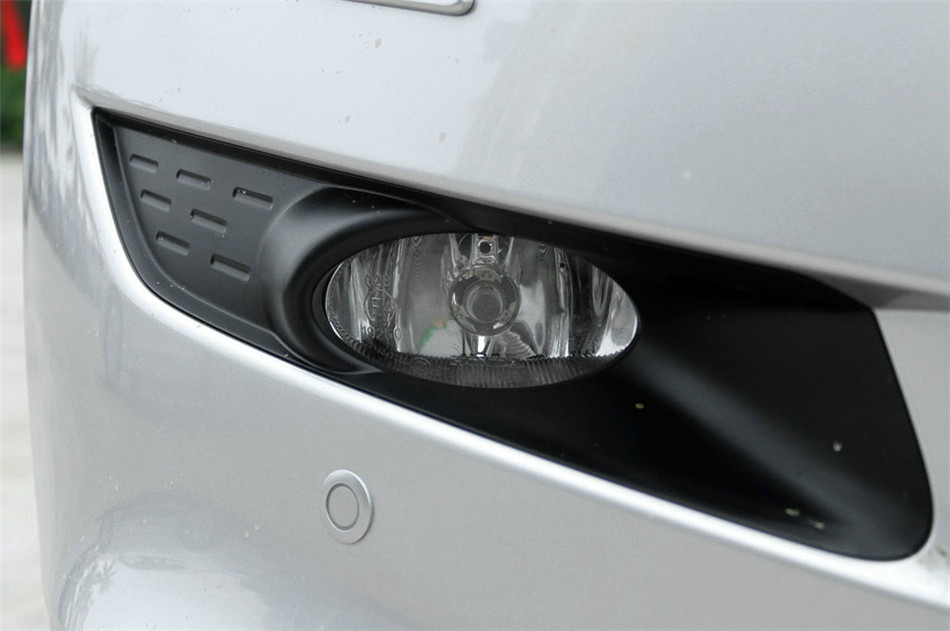 2012款歌诗图2.4L自动豪华版