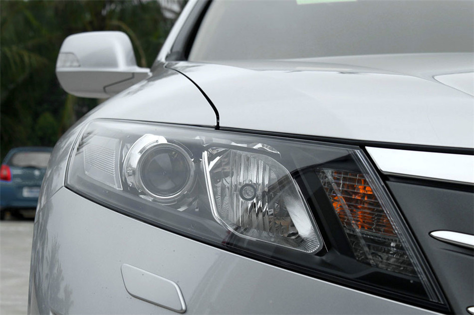 2012款歌诗图2.4L自动豪华版