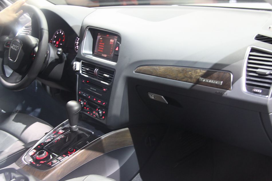 国产Q5内饰图片