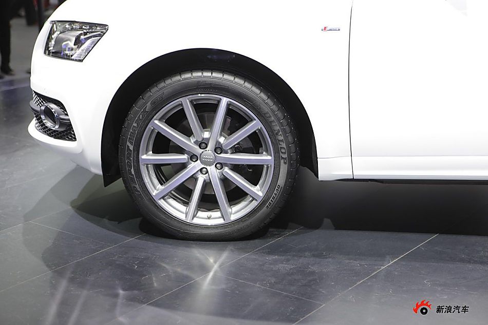 奥迪Q5 3.2 quattro