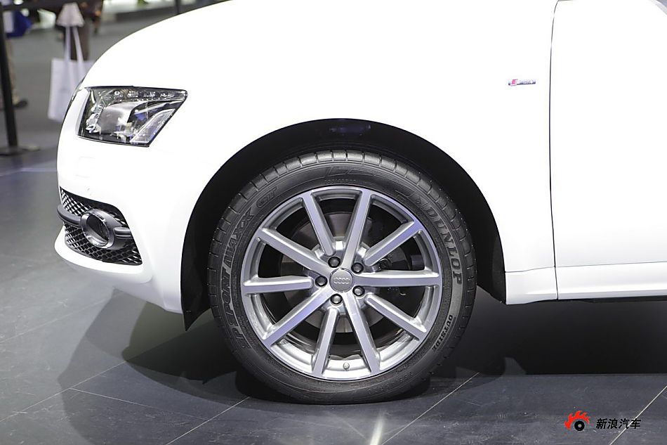 奥迪Q5 3.2 quattro