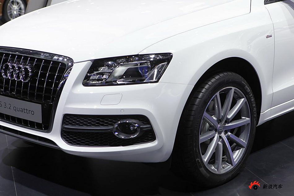 奥迪Q5 3.2 quattro