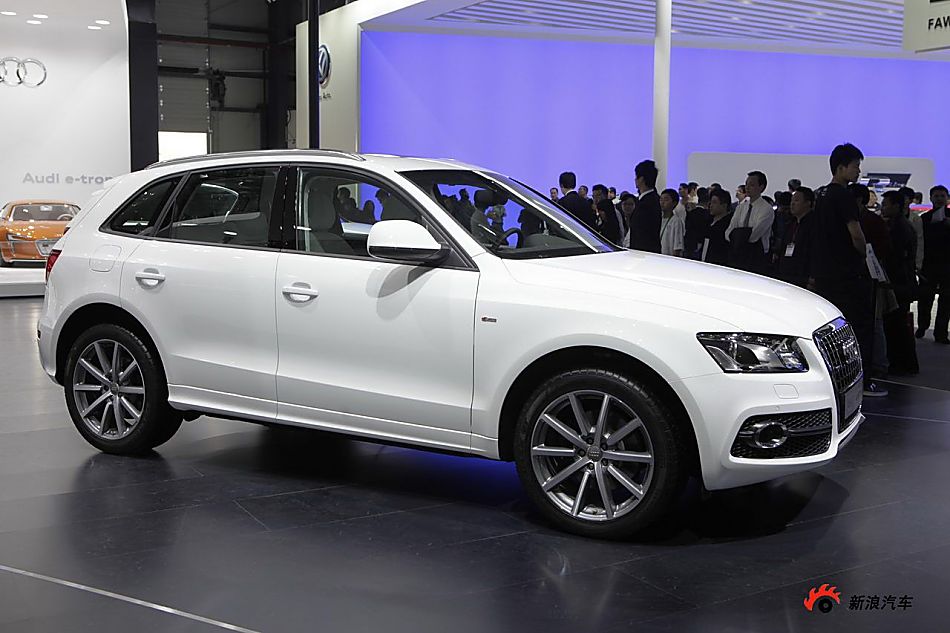 奥迪Q5 3.2 quattro