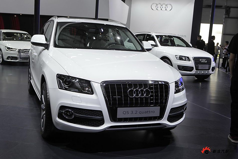 奥迪Q5 3.2 quattro