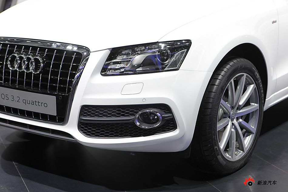 奥迪Q5 3.2 quattro