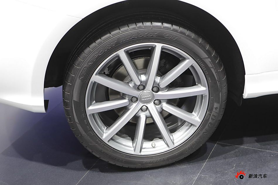 奥迪Q5 3.2 quattro