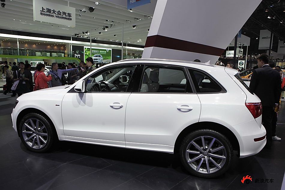 奥迪Q5 3.2 quattro