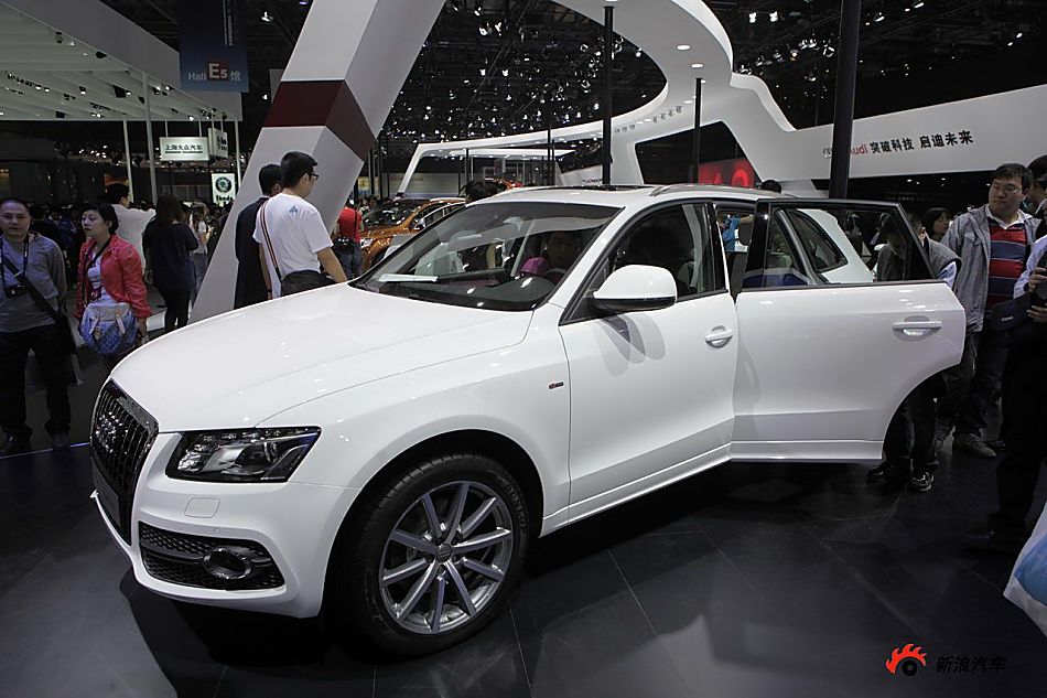 奥迪Q5 3.2 quattro