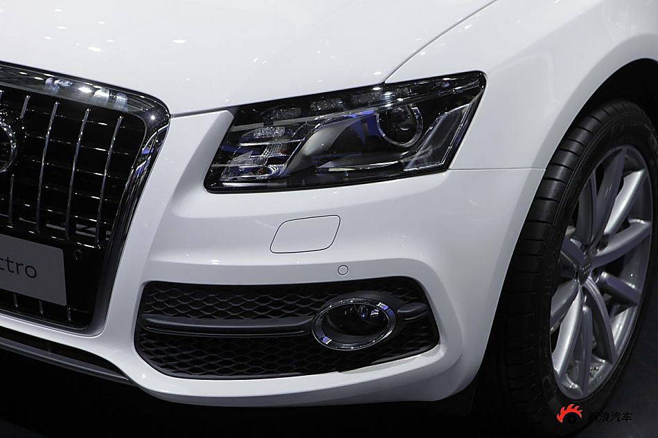 奥迪Q5 3.2 quattro