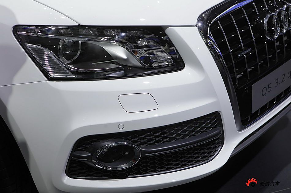 奥迪Q5 3.2 quattro