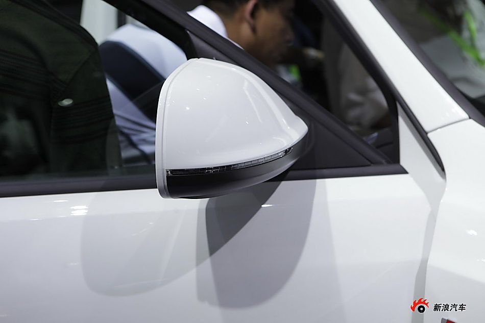 奥迪Q5 3.2 quattro