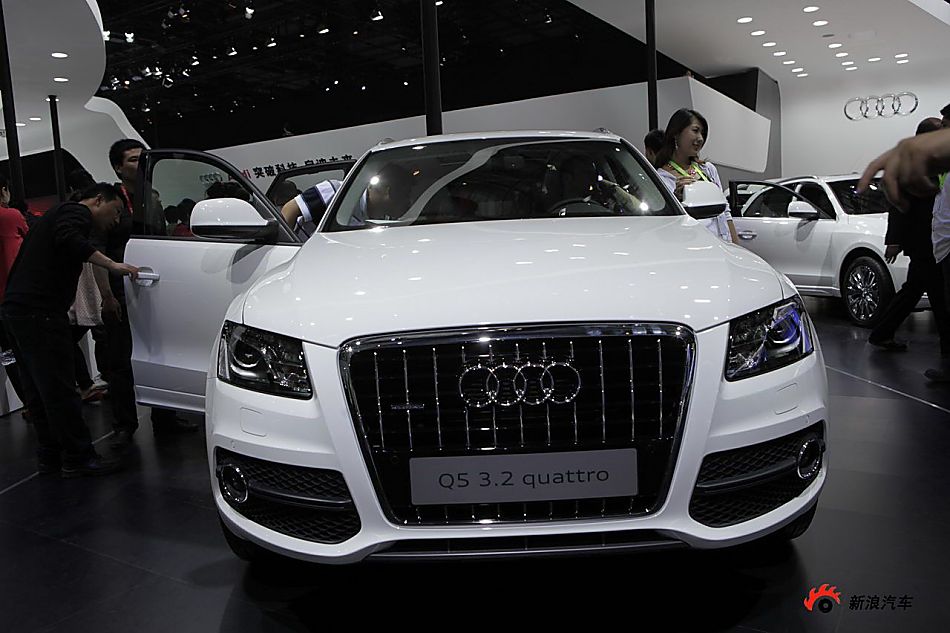 奥迪Q5 3.2 quattro
