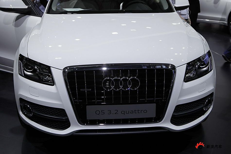 奥迪Q5 3.2 quattro