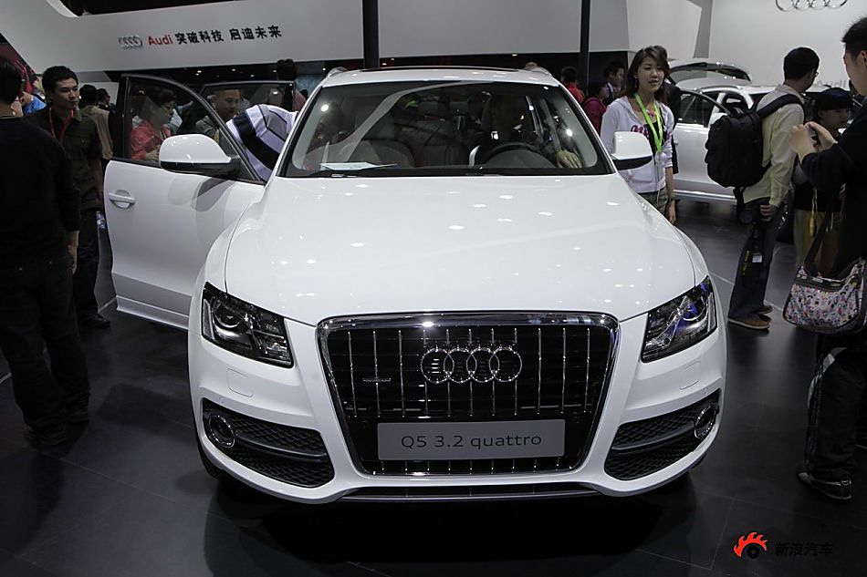 µQ5 3.2 quattro