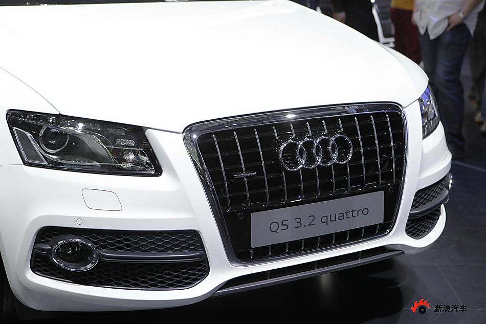 奥迪Q5 3.2 quattro