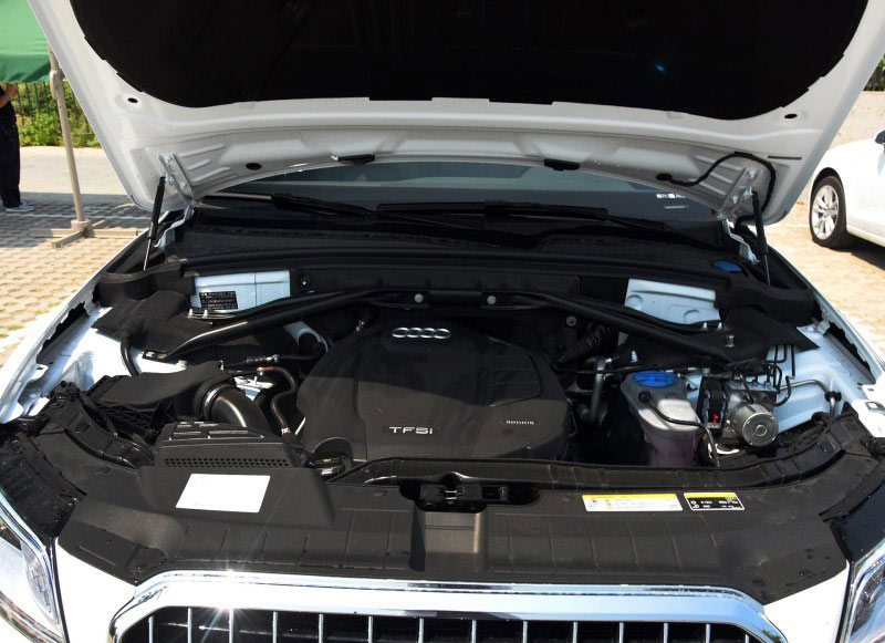 2016款 40 TFSI 技术型 引擎