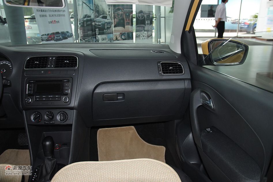 2011款POLO致尚版1.4自动