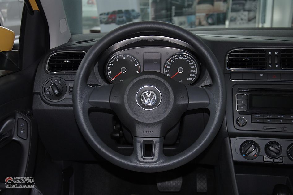 2011款POLO致尚版1.4自动