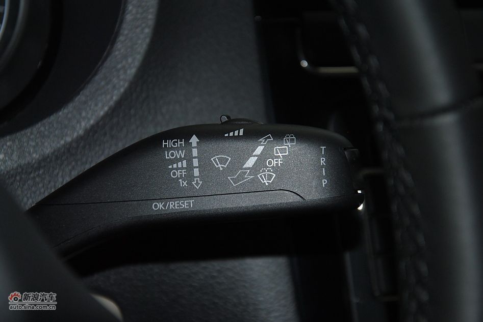 2011款POLO致酷版1.6自动