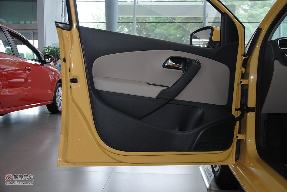 2011款POLO致酷版1.6自动