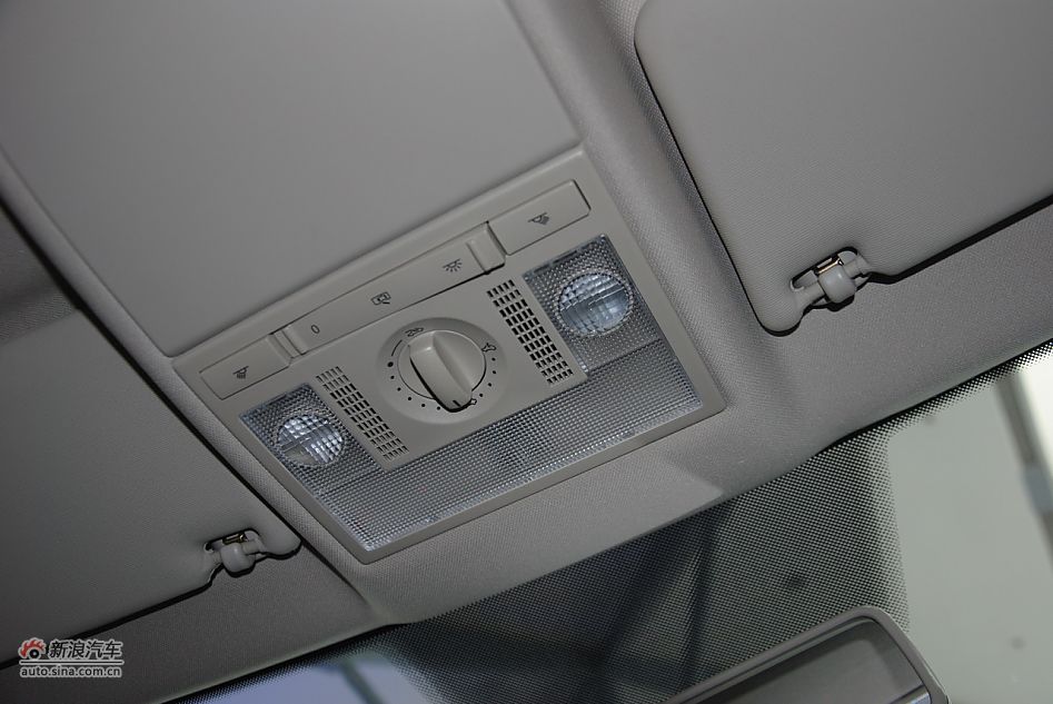 2011款POLO致酷版1.6自动