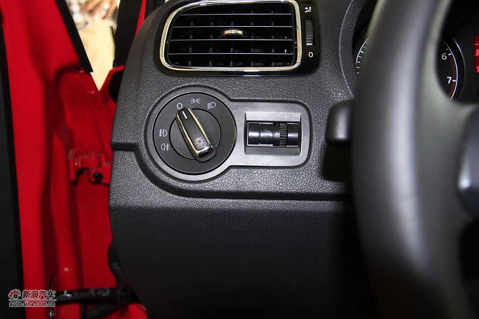 新POLO两厢1.4L致酷版