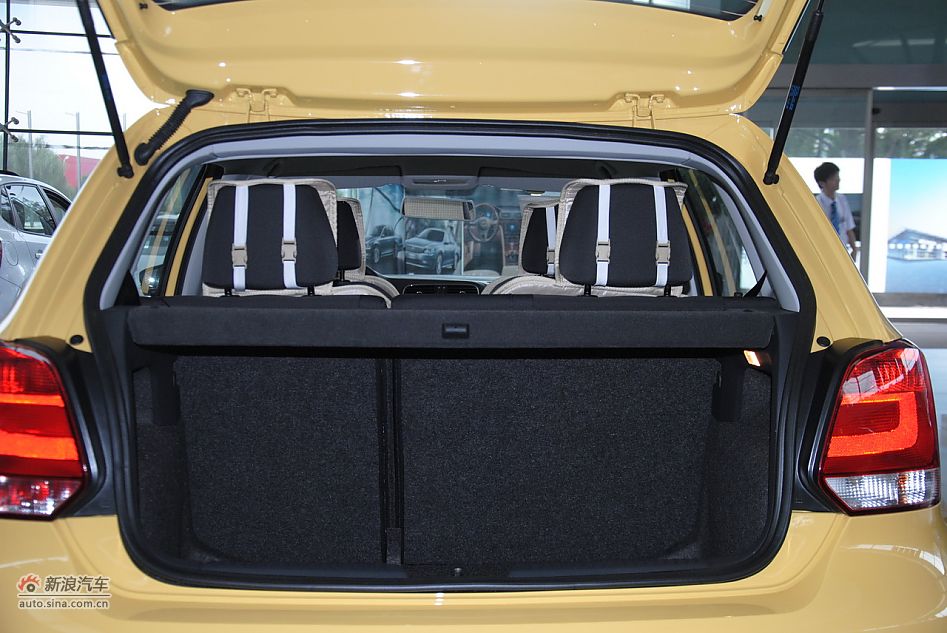 2011款POLO致尚版1.4自动