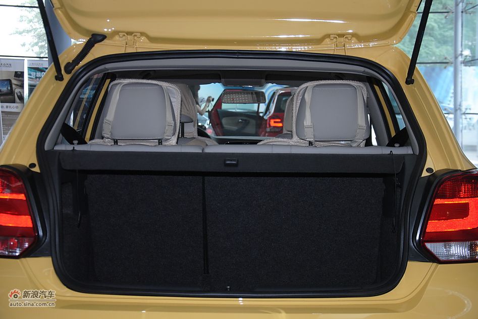 2011款POLO致酷版1.6自动