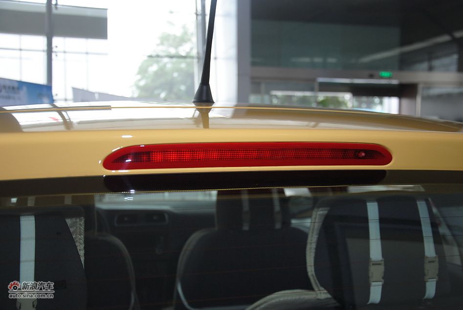 2011款POLO致尚版1.4自动