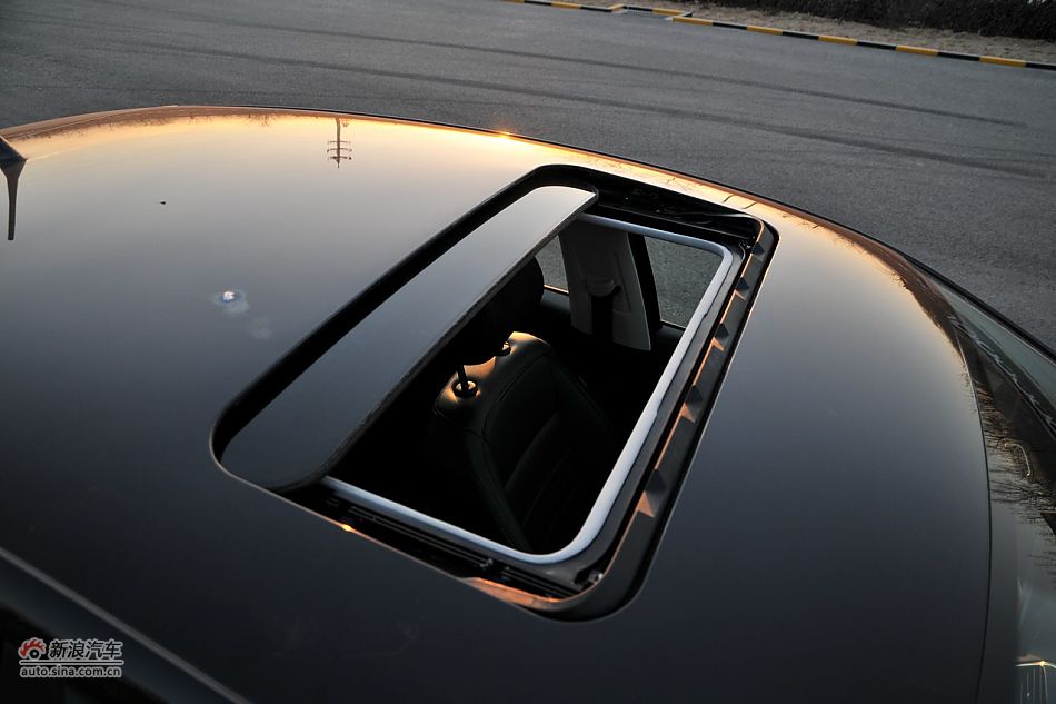 2011款POLO致酷版1.4L自动实拍