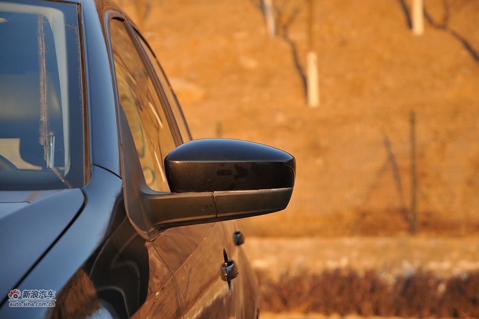 2011款POLO致酷版1.4L自动实拍