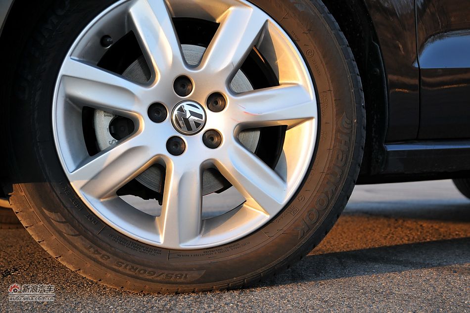 2011款POLO致酷版1.4L自动实拍