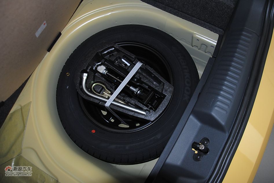 2011款POLO致酷版1.6自动