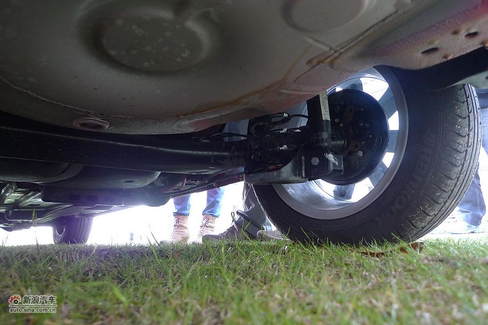 全新POLO两厢悬挂