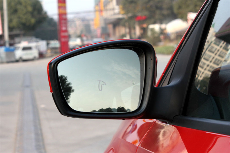 2013款 POLO 1.6L自动舒适版