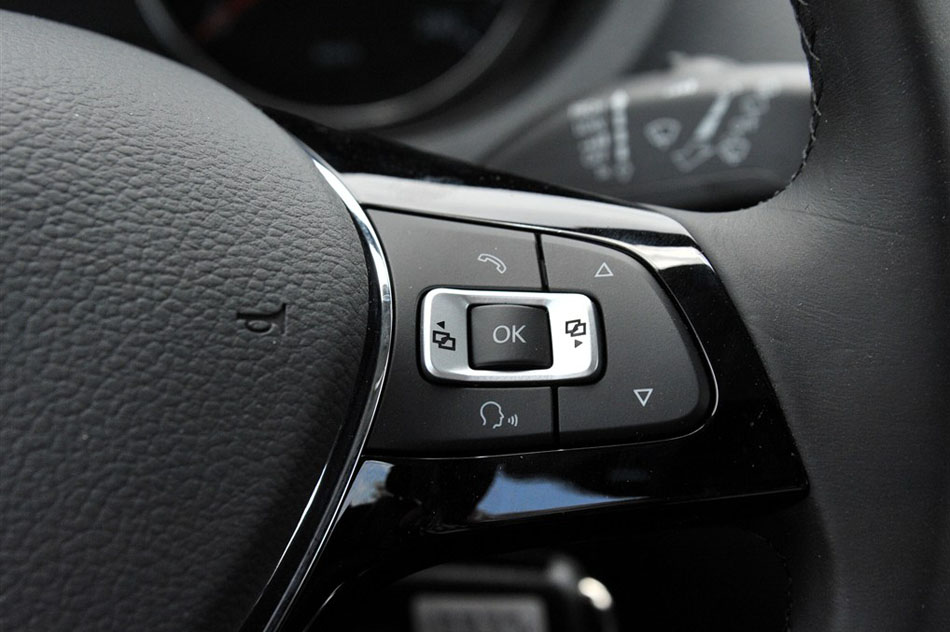 2014款 1.6L 自动豪华版 内饰