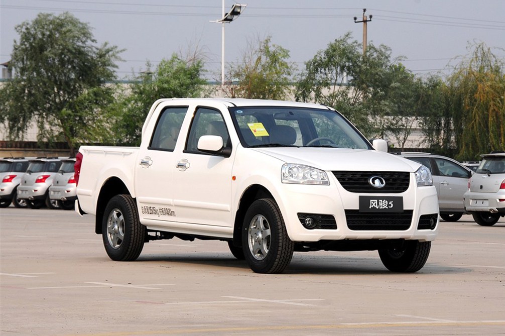 风骏5 2011款 2.8L MT 商务版精英型 外观 