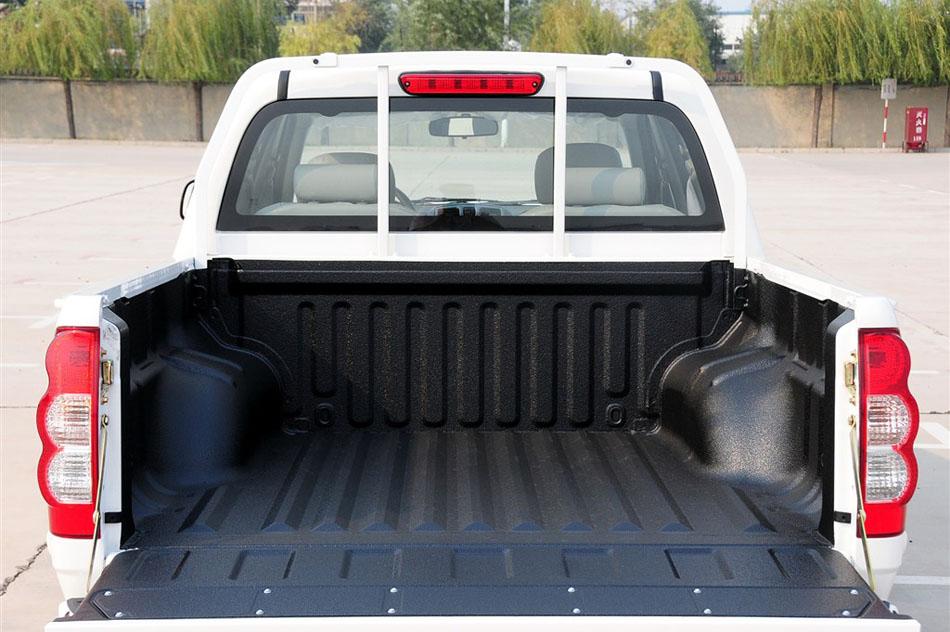 翥5 2011 2.8L MT 澫Ӣ ռ 