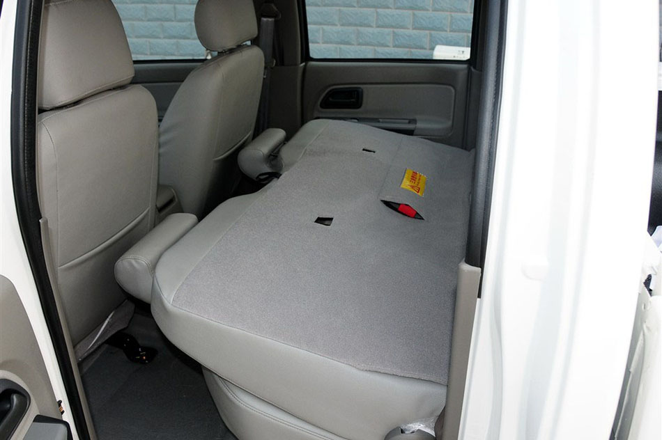 风骏5 2011款 2.8L MT 商务版精英型 空间 