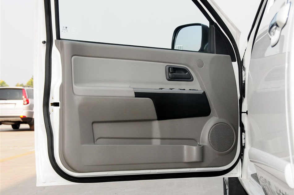 翥5 2011 2.8L MT 澫Ӣ ռ 