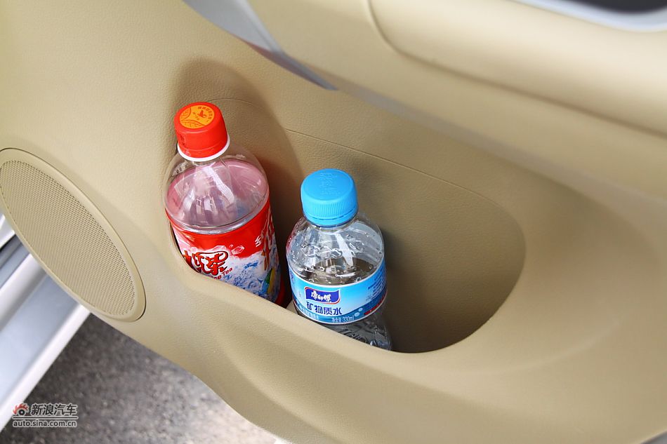 哈弗H6座椅空间