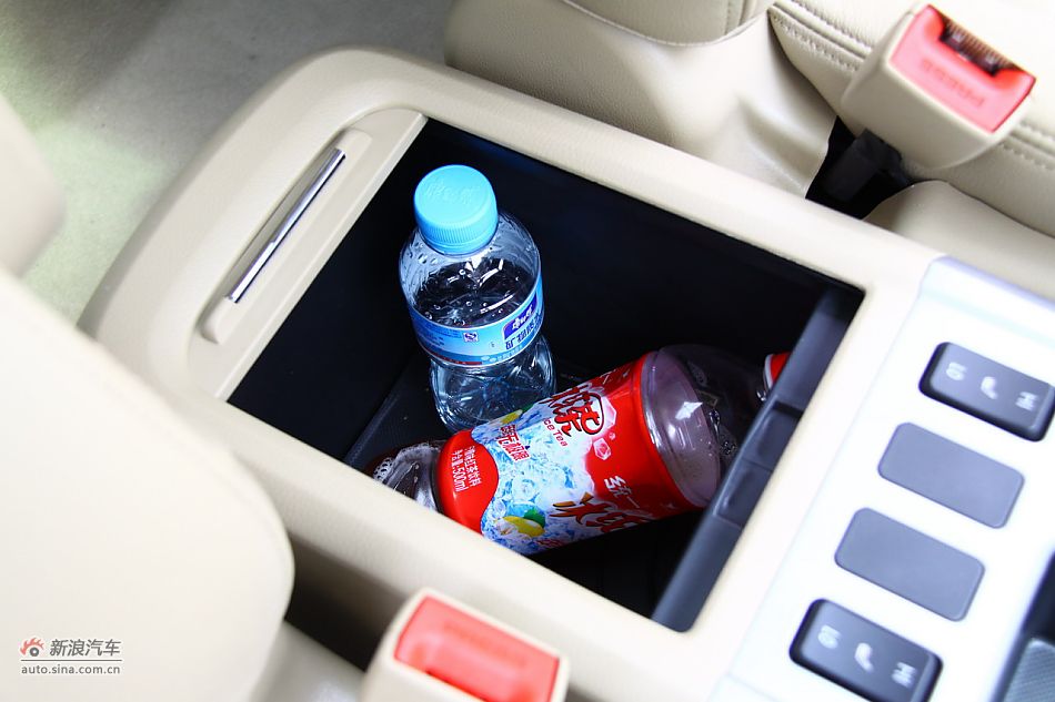 哈弗H6座椅空间