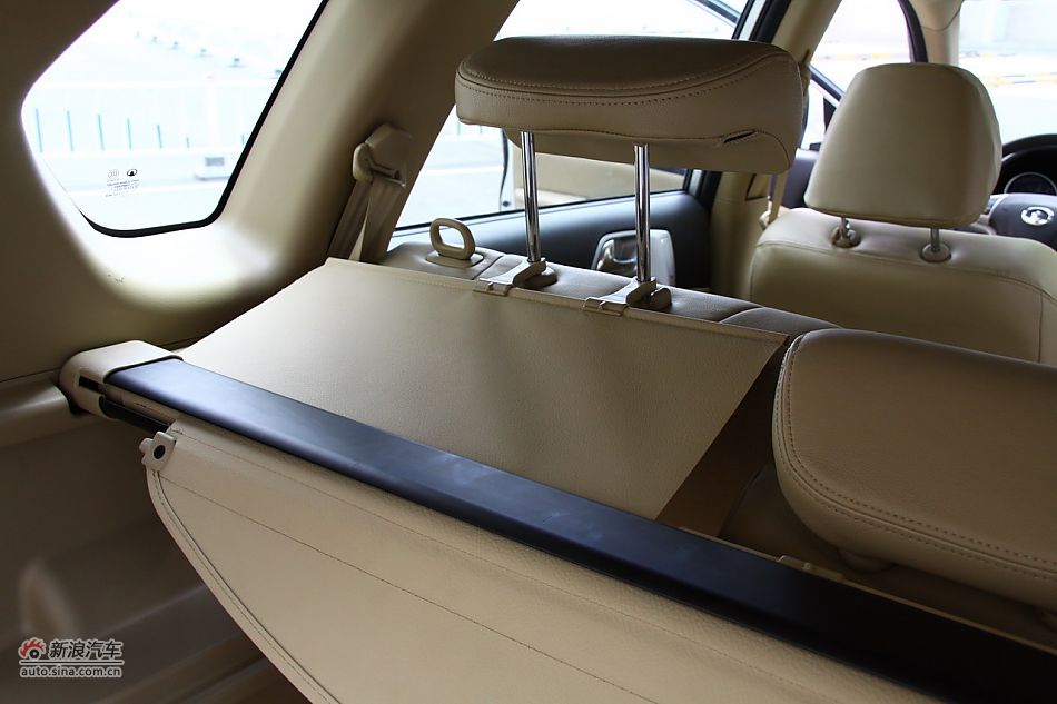 哈弗H6座椅空间