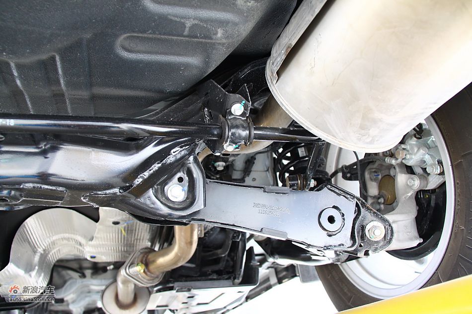 哈弗H6引擎底盘