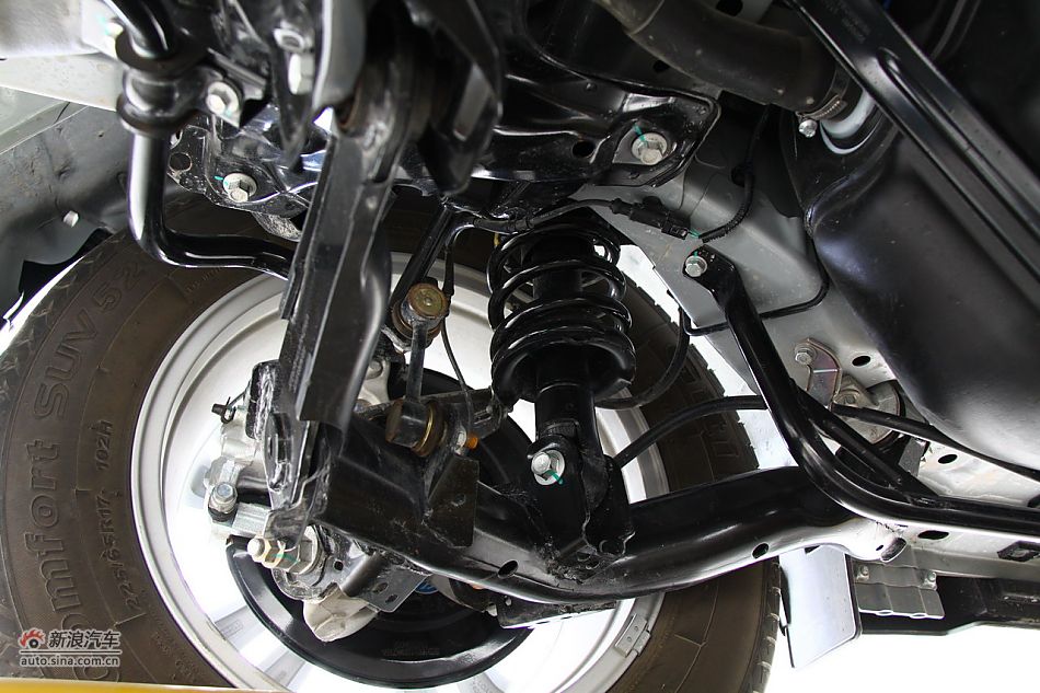 哈弗H6引擎底盘