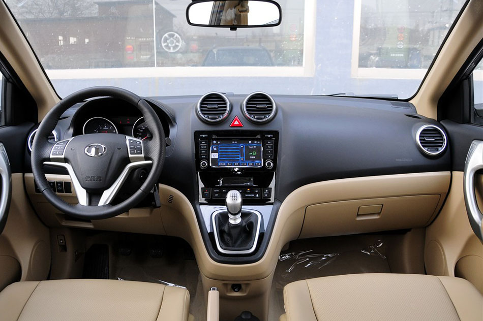 2013款1.5T 手动四驱精英型 外观