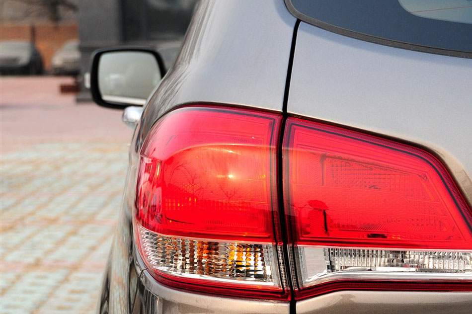 2013款1.5T 手动四驱精英型 细节