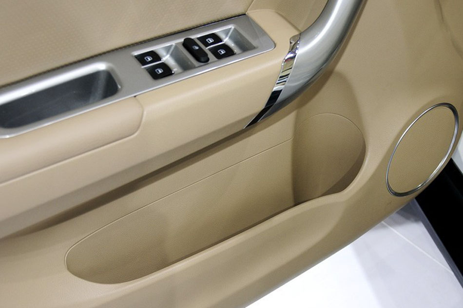 2013款哈弗H6运动版 空间