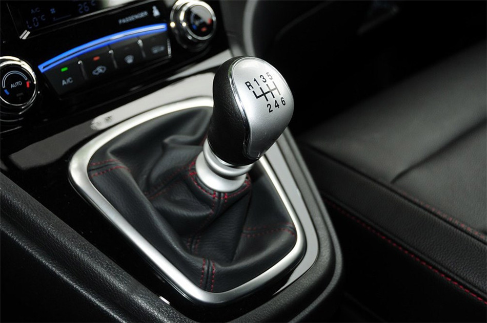 2013款哈弗H6升级版1.5T手动两驱精英型