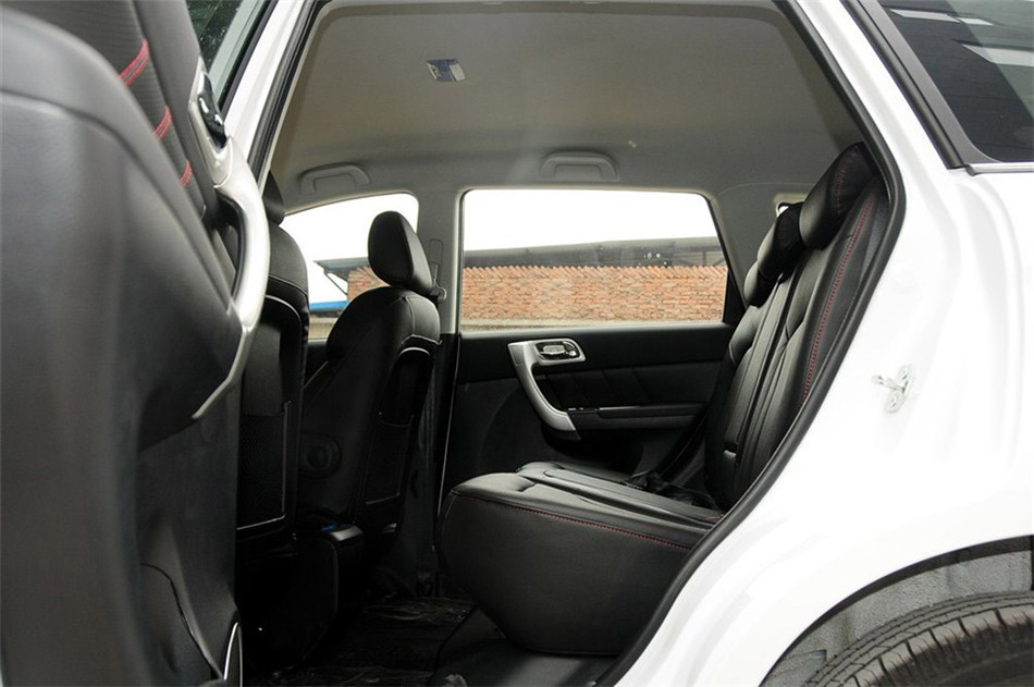 2013款哈弗H6升级版1.5T手动两驱精英型